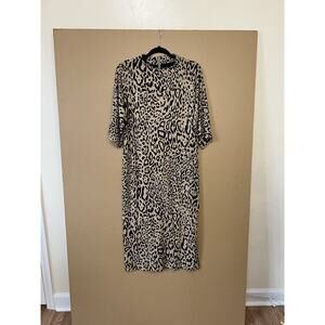 CHICOS Lined Cheetah Animal Print Midi Dress Size Large Mock Neck Short Sleeve